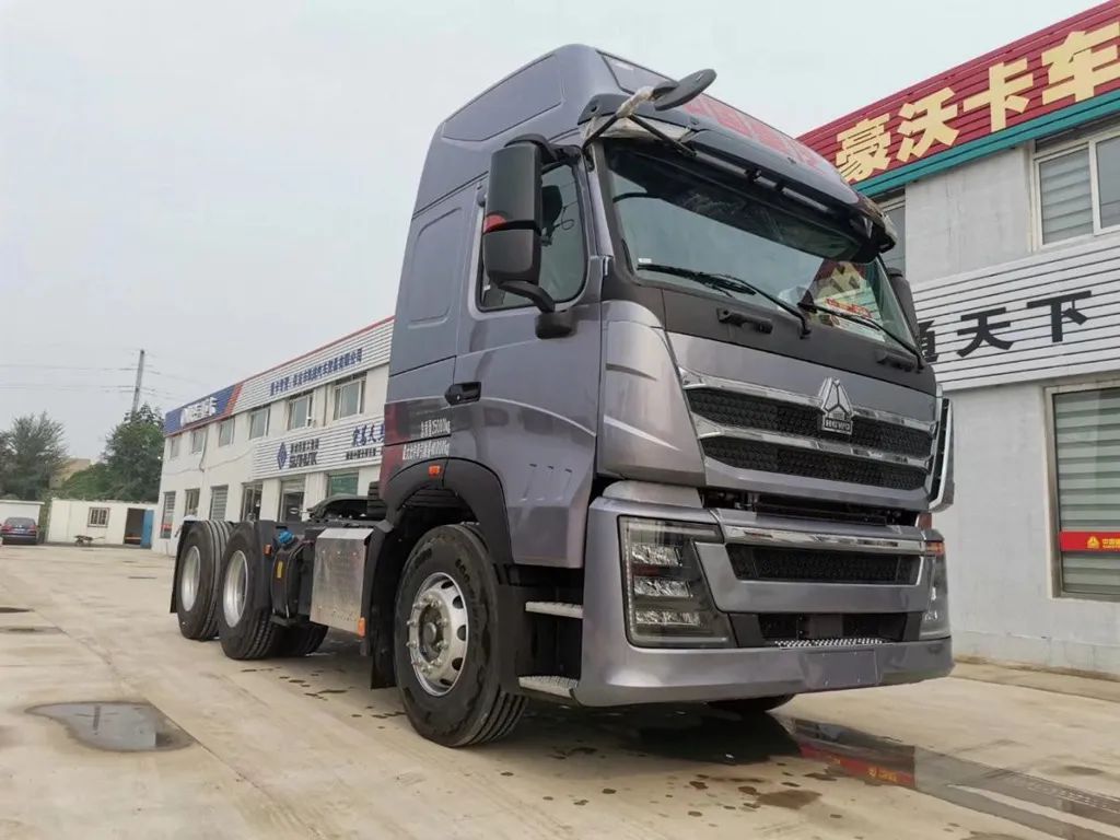 SINOTRUK Haohan N7G heavy truck 440 horsepower 6X4 tractor