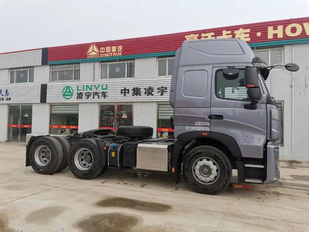 SINOTRUK Haohan N7G heavy truck 440 horsepower 6X4 tractor