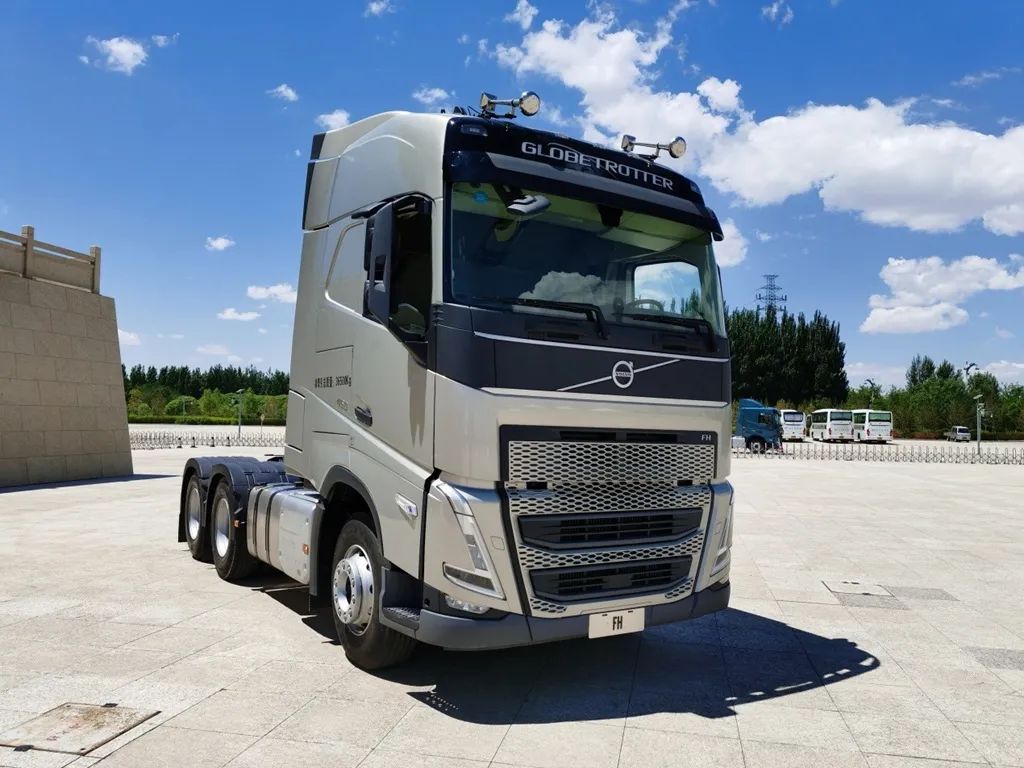 Volvo FH heavy truck 540 horsepower 6X4 tractor