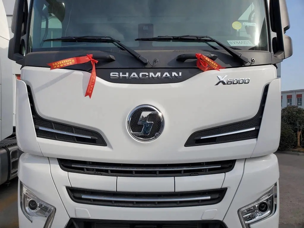 SHACMAN Shaanxi Automobile Heavy Duty Cardron X5000 660HP 6X6 tractor