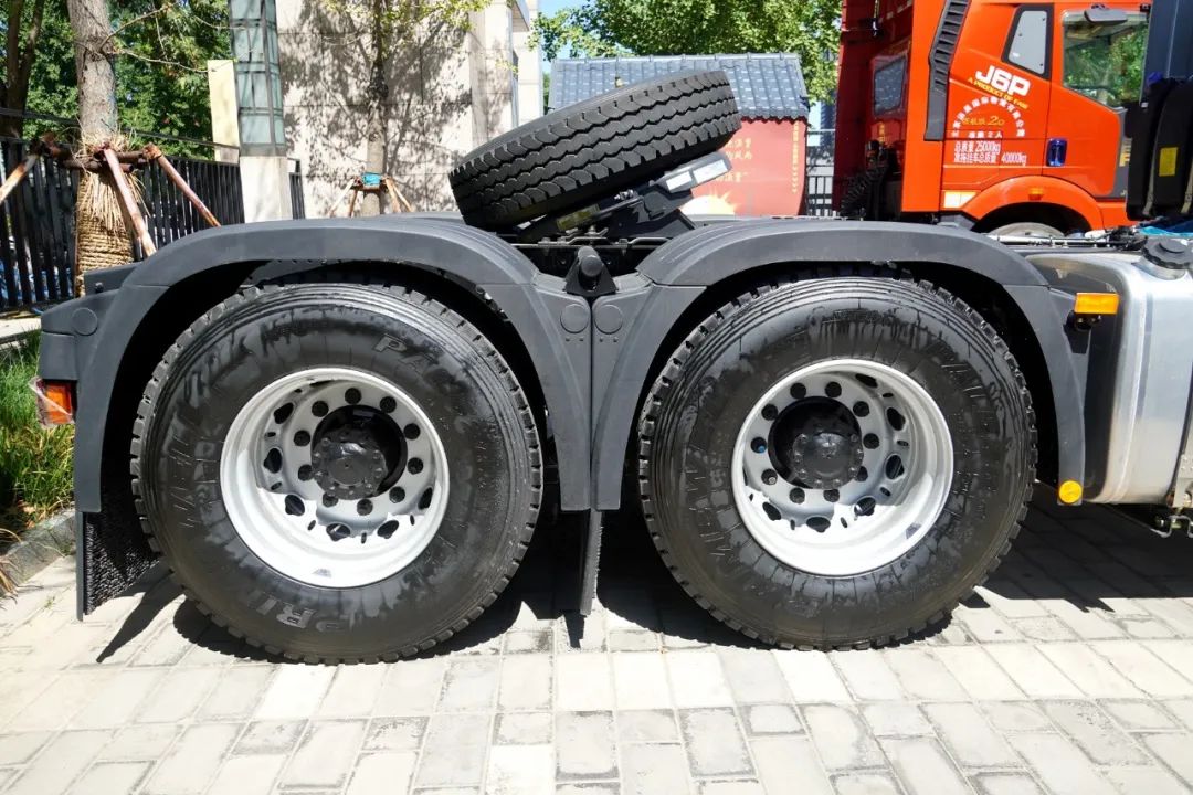 Foton Auman EST 6 series heavy truck 580 horsepower 6X4 AMT automatic transmission tractor