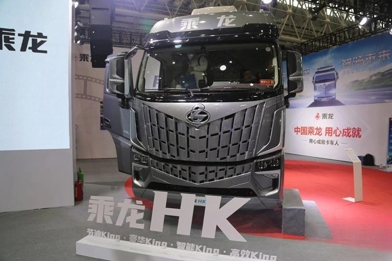 Dongfeng Liuqi Chenglong HK 630 HP 6X4 AMT automatic transmission tractor