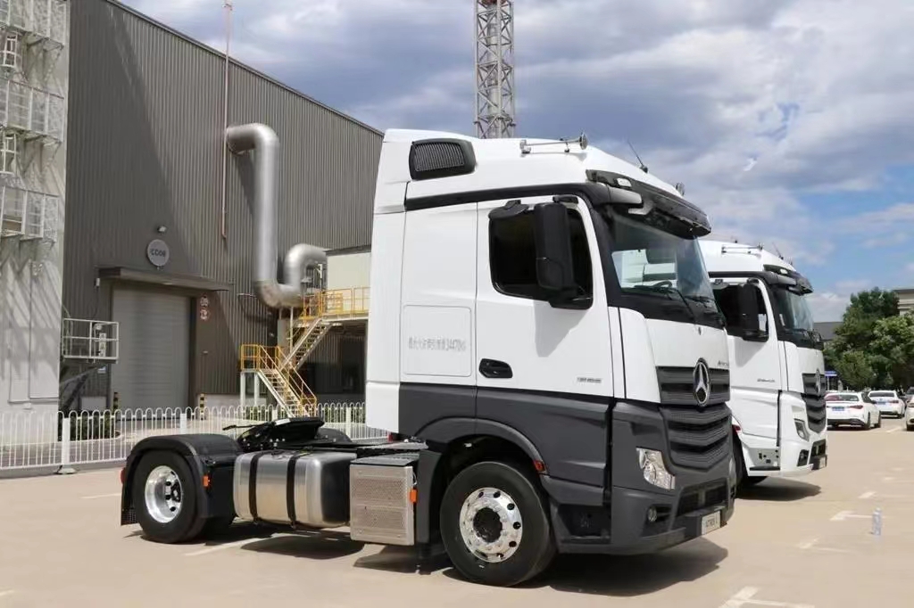 Mercedes-Benz Actros heavy truck 480 horsepower 4X2 tractor 