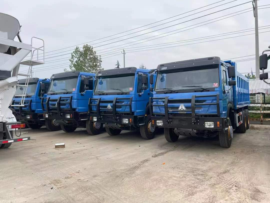 SINOTRUK HOWO-7 380 HP 6X4 6.8m dump truck