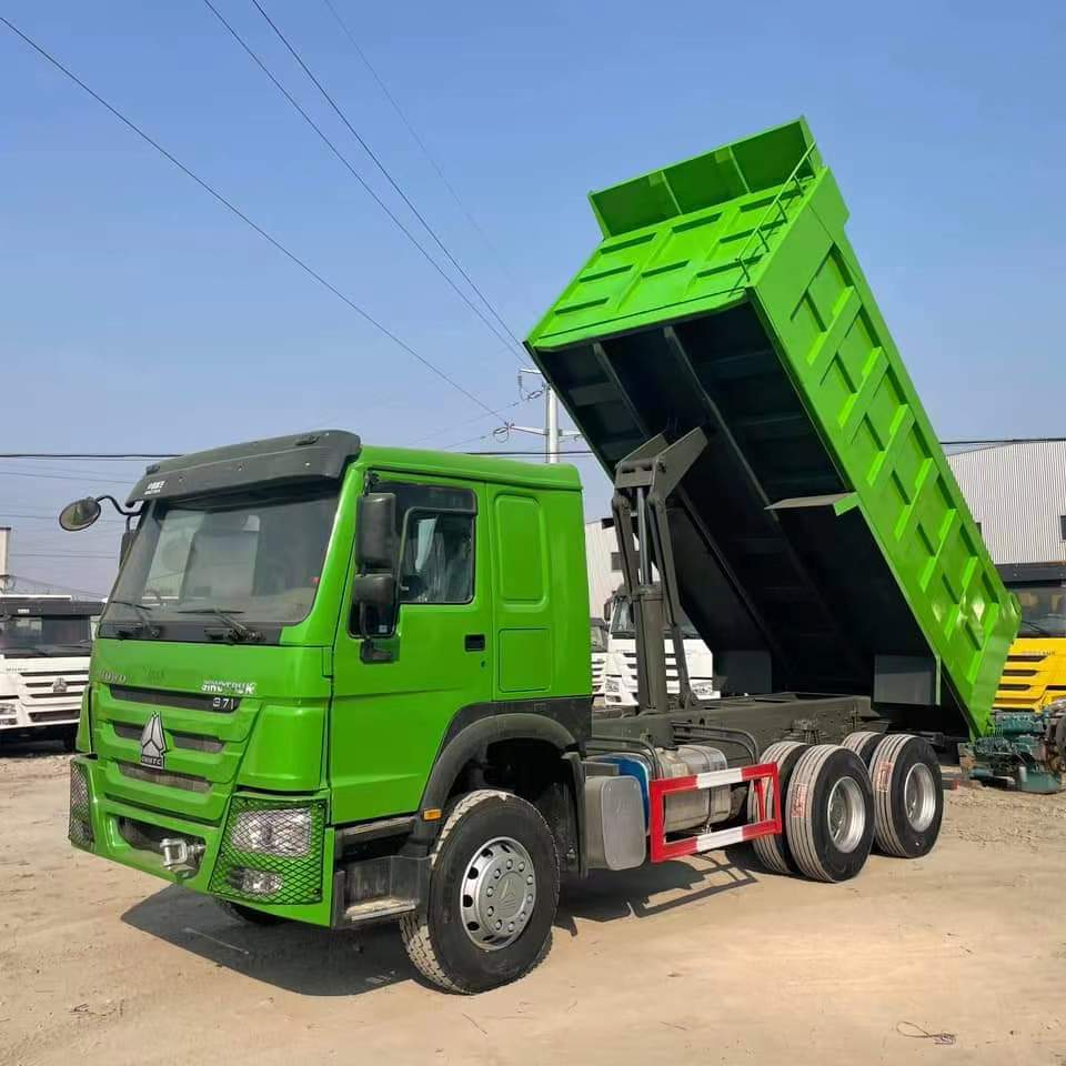 Sinotruk Haohan N7W heavy truck standard version 400 horsepower 8X4 7.2m dump truck