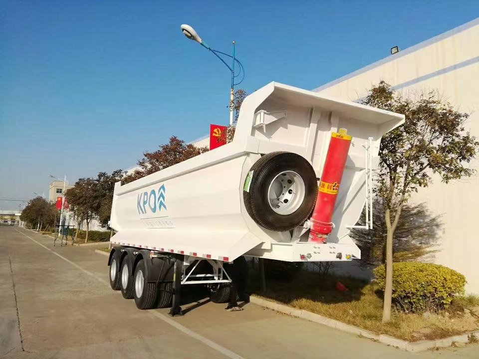 Rear tipping dump truck ordered by Riyadh customer