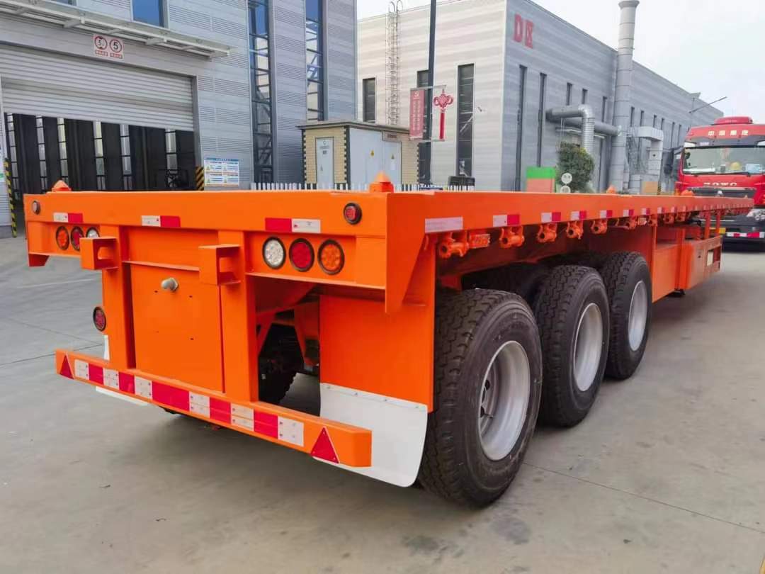 20-foot three-axle steel transport truck