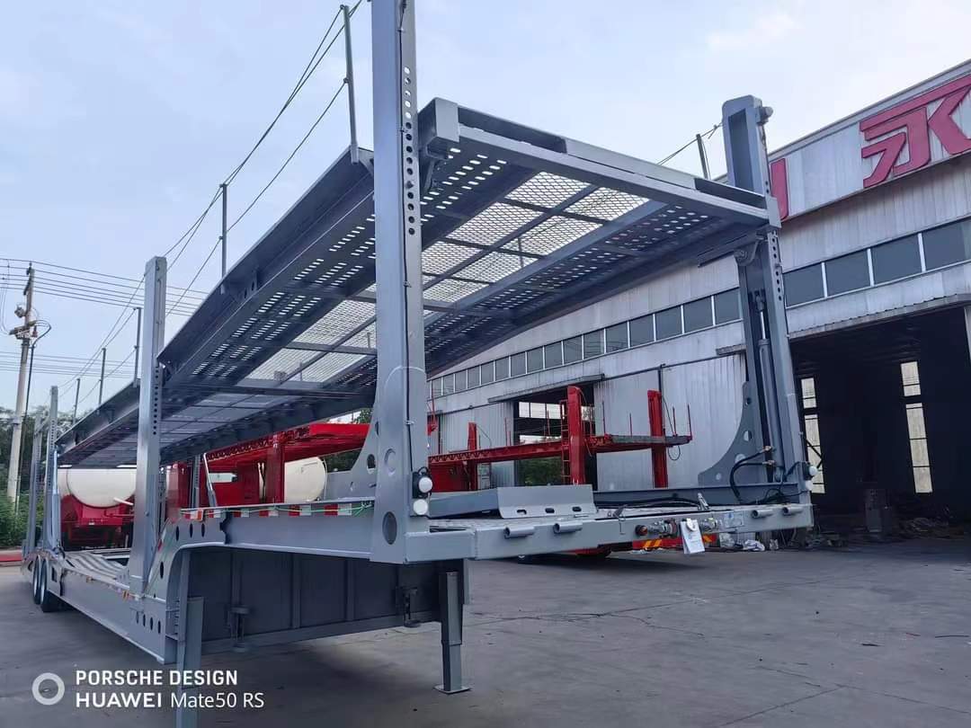 13.5-meter commodity vehicle transport semi-trailer (car carrier)