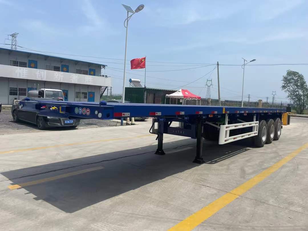 Container transport skeleton semi-trailer ordered by Mexican customer