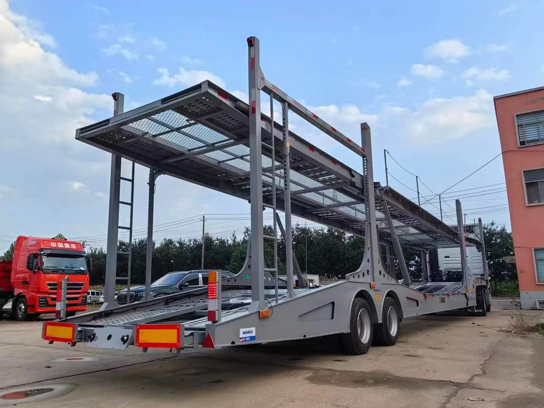 13.5-meter commodity vehicle transport semi-trailer (car carrier)