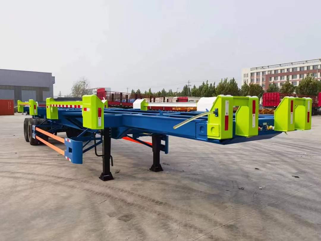 Custom-made warehouse railing semi-trailer from Sudan