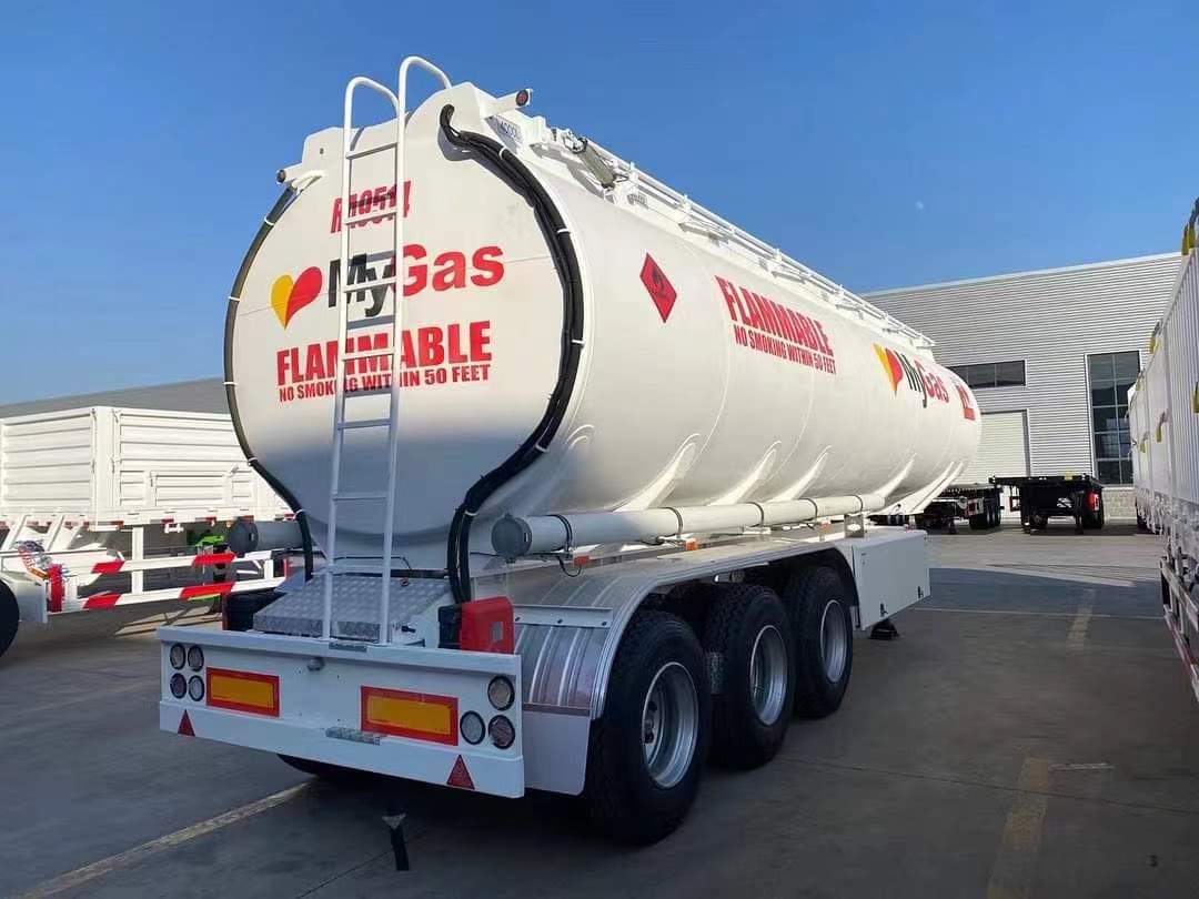 19 cubic meter chemical liquid tank transport semi-trailer