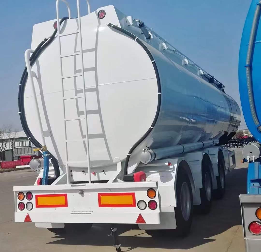 42 m3 medium density powder material transportation semi-trailer