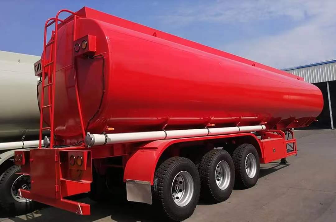 45 cubic meters flammable liquid tank transport semi-trailer