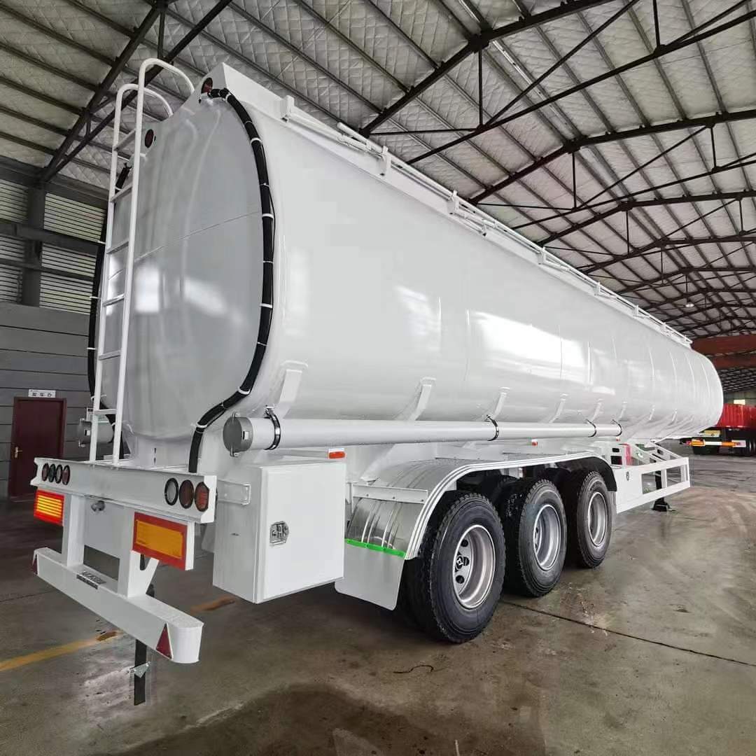 45 cubic meters flammable liquid tank transport semi-trailer