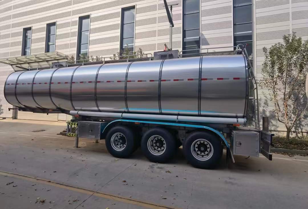 38 cubic meter all-aluminum alloy powder tank semi-trailer