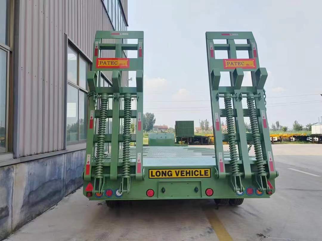 13-meter high and low style engineering board semi-trailer