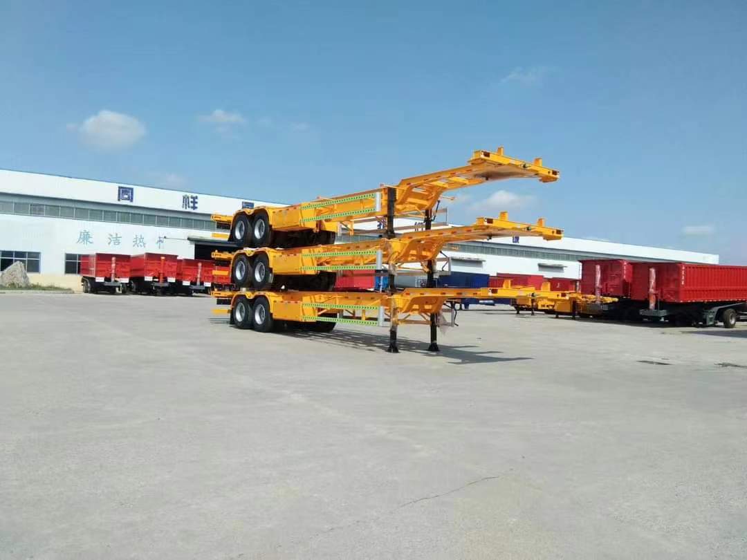 Flatbed semi-trailer transport machinery ordered by Pakistani customers