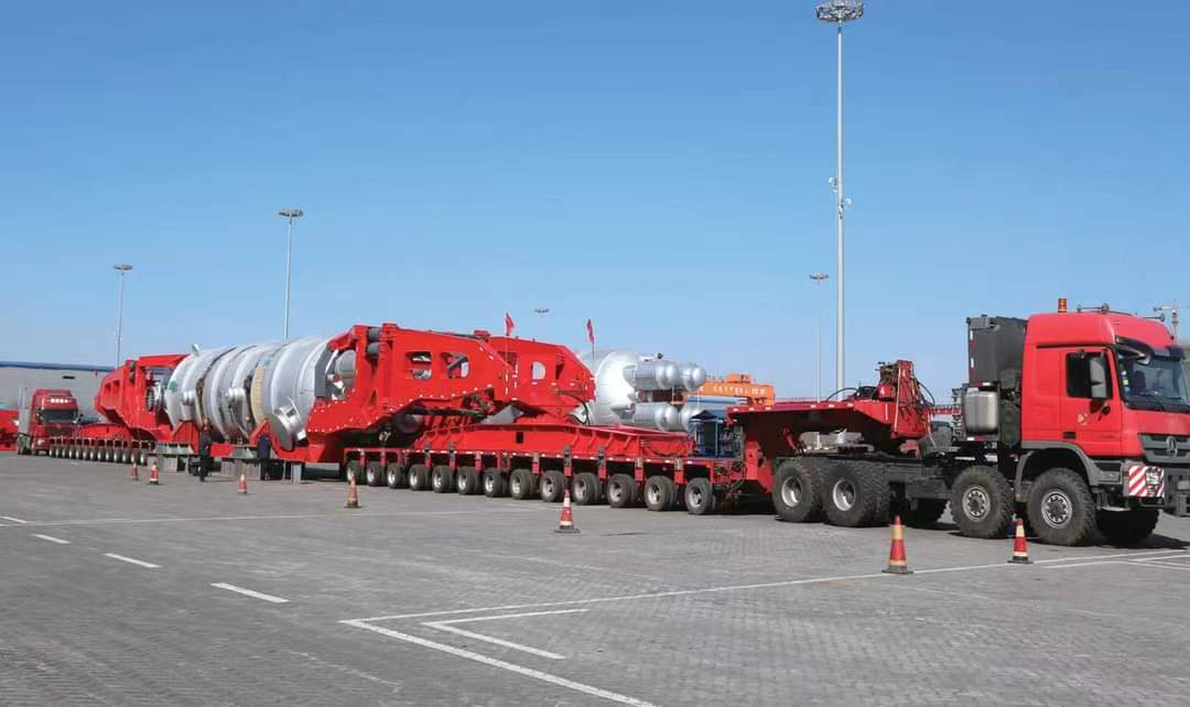 13-meter three-line six-axle low-flat semi-trailer