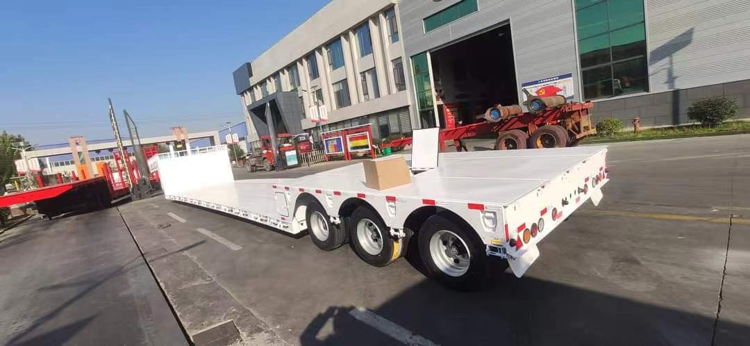 17.5m low flatbed semi-trailer