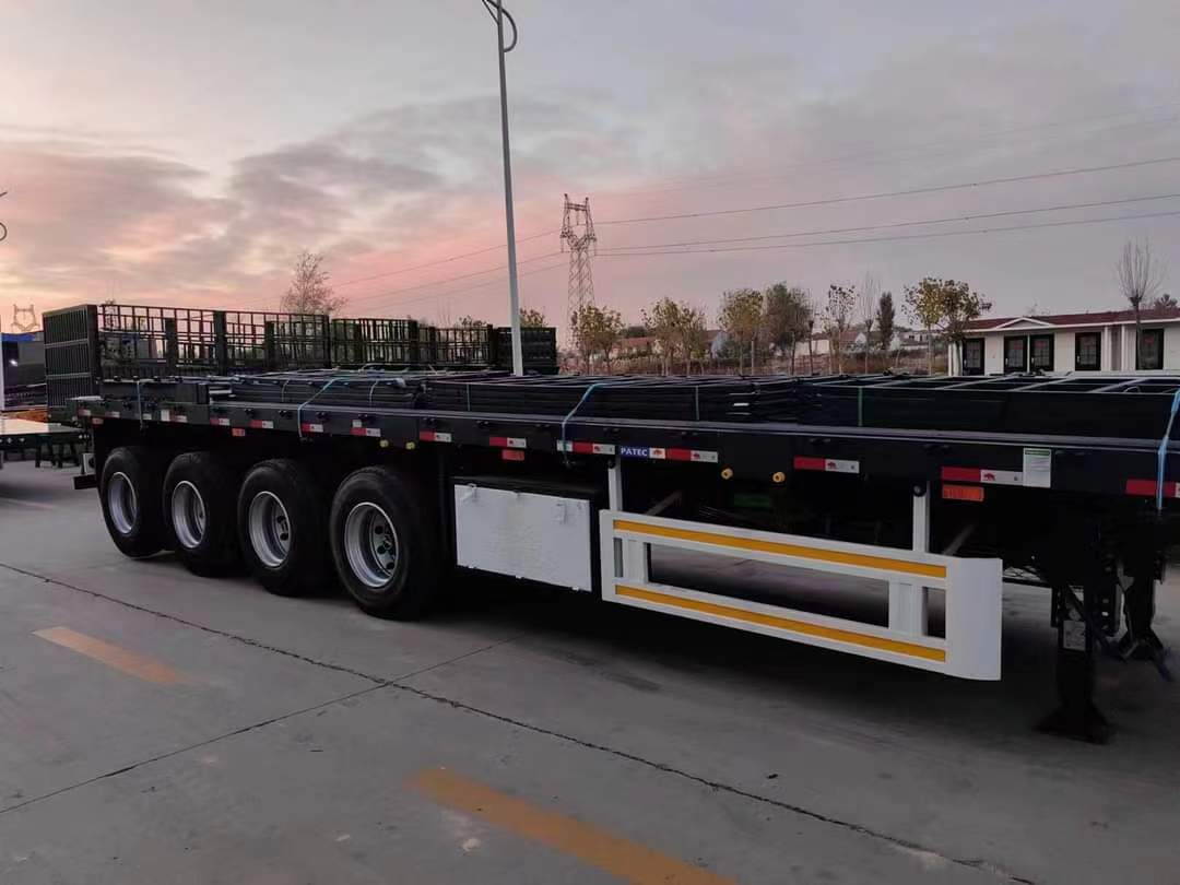 14-meter two-line four-axle low-flat semi-trailer