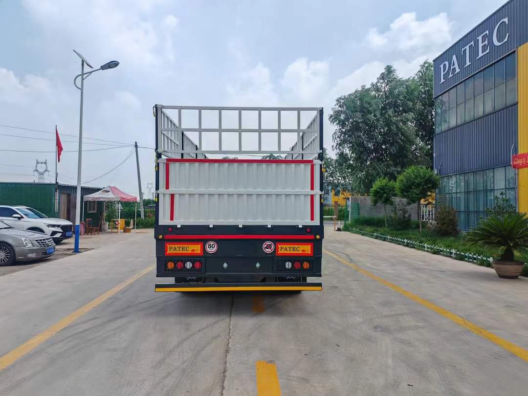 13-meter gooseneck railing semi-trailer