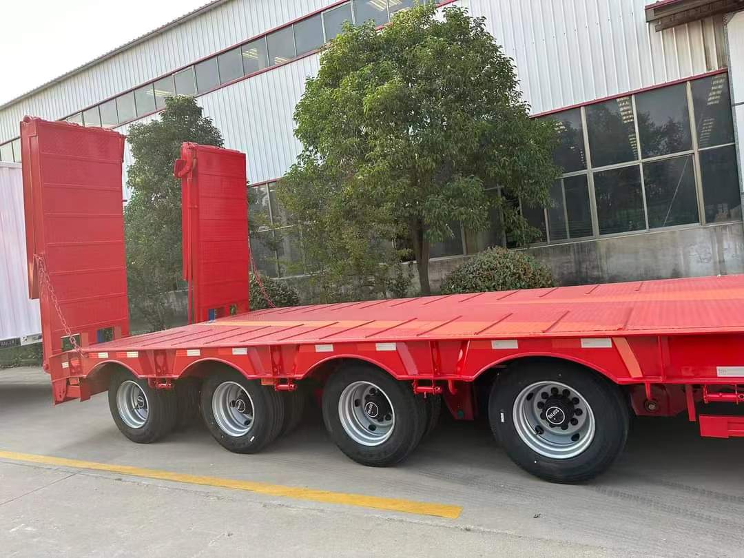 13m rail-type semi-trailer