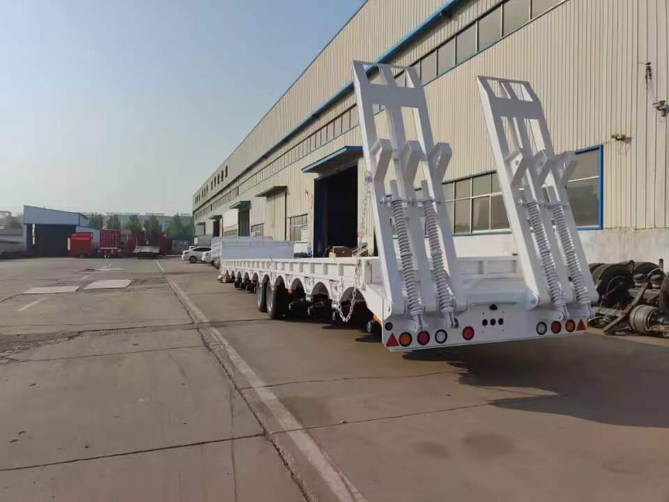 17.5m low flatbed semi-trailer