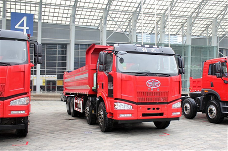 FAW Jiefang J6M heavy truck 320 horsepower 8X4 6.5 meter dump truck chassis