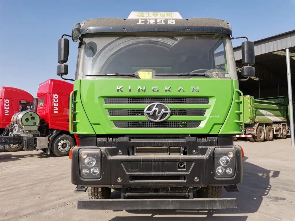 SAIC Hongyan Jieshi H6 430 HP 8X4 6m dump truck