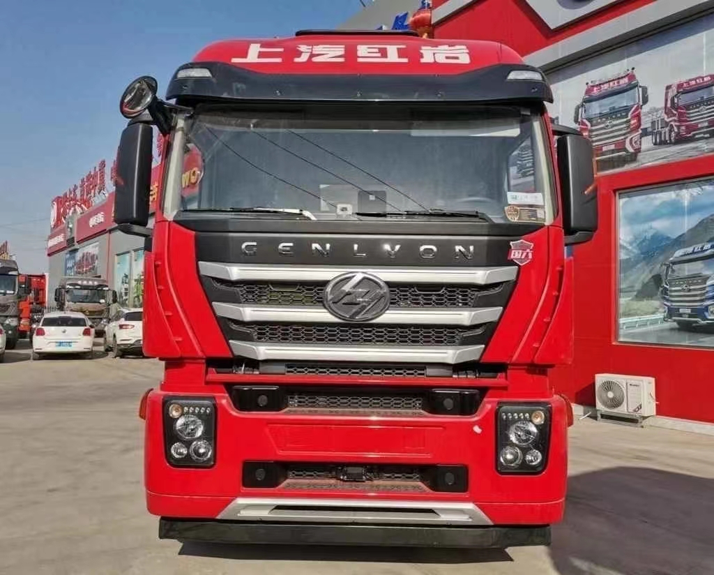 SAIC Hongyan New King Kong 360 HP 6X4 5.6m dump truck