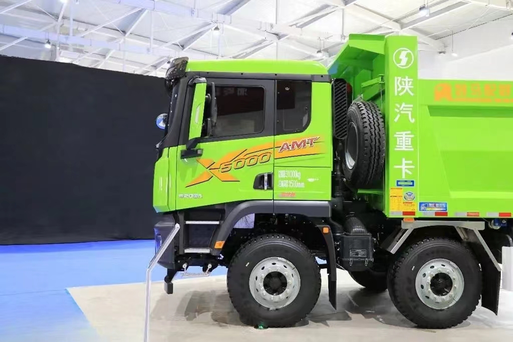 SHACMAN Auto Cummins Longqi highway standard elite version 400 horsepower 8X4 6.5 meter dump truck