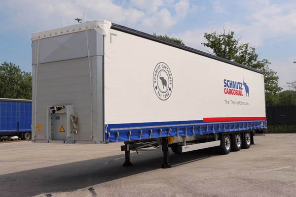 SCHMITZ Full Sides Open Curtain Sides Semi-Trailer