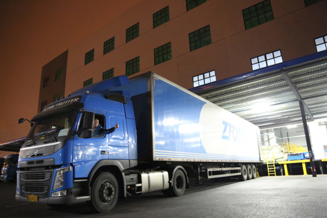 Custom-made box semi-trailer from Kazakhstan