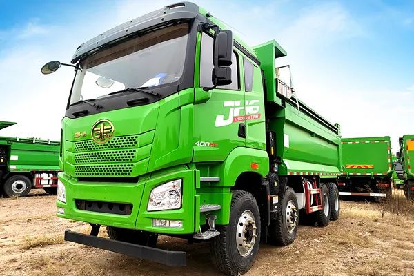 FAWQD Jiefang Han V heavy truck 350 horsepower 8X4 7.4 meter dump truck