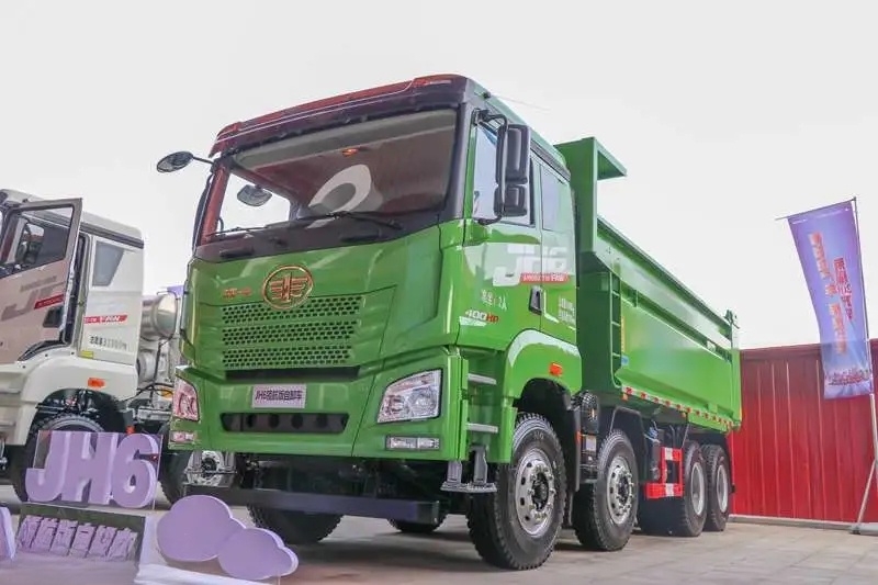 FAWQD Jiefang Han V heavy truck 350 horsepower 8X4 7.4 meter dump truck