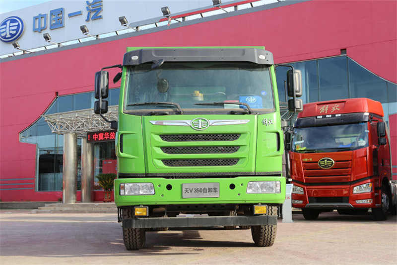 FAWQD Jiefang JH6 heavy truck 375 horsepower 6X4 5.6 meter dump truck