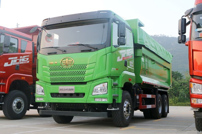 FAWQD Jiefang Han V heavy truck 270 horsepower 8X4 6 meter dump truck