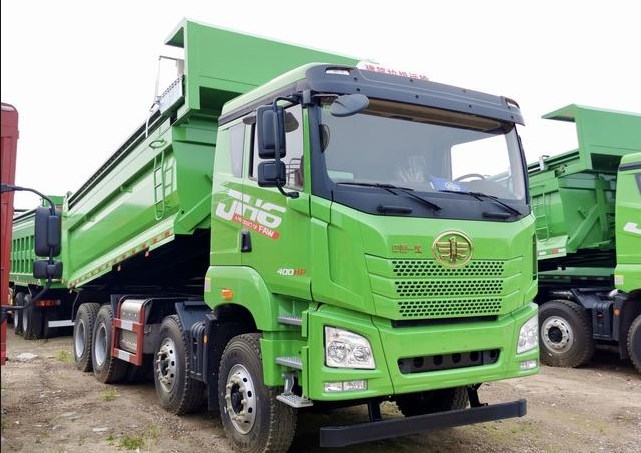 FAW Jiefang J6P pilot version 500 horsepower 8X4 8.2 meter dump truck 