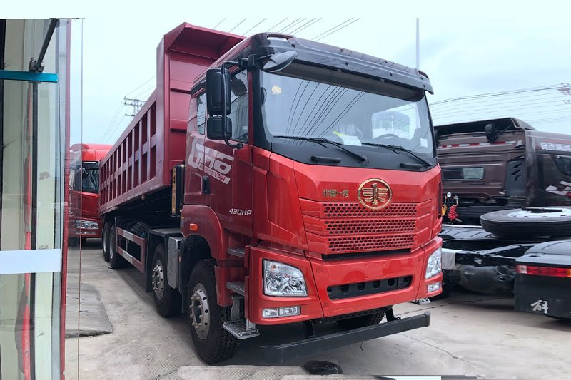 FAWQD Jiefangtian V heavy truck 430 horsepower 8X4 8.4m dump truck