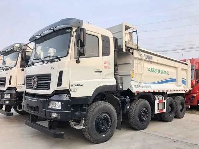 DFC Commercial Vehicle Tianlong KC Heavy Truck 330 HP 8X4 5.6m Dump Truck