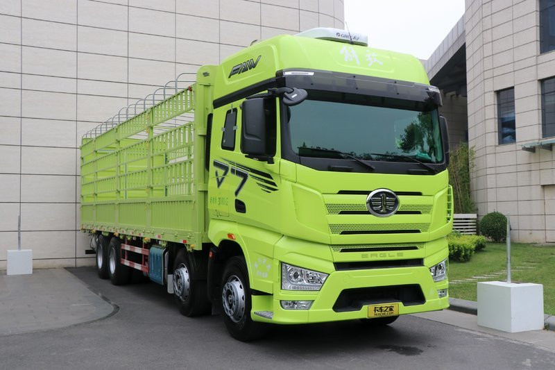 Refrigerated truck ordered by Congo-Brazzaville customer