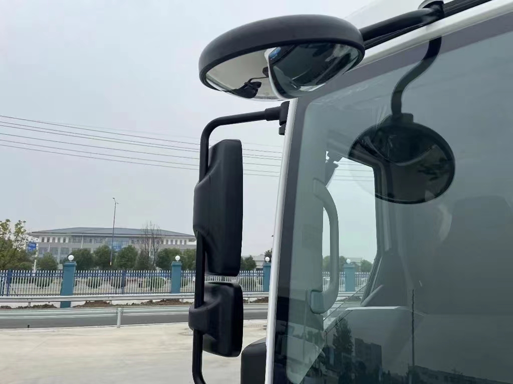 BYD T3 4.46m pure electric enclosed truck 36.9kWh