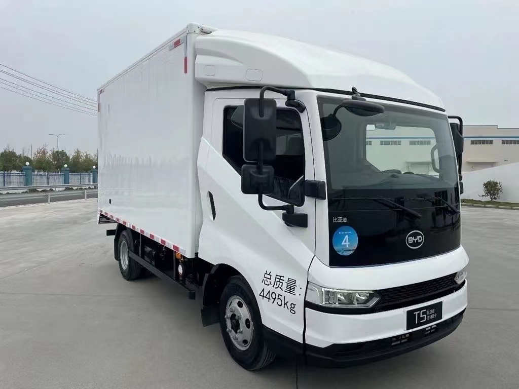 BYD T7C 11.8T 4-meter single-row pure electric side panel light truck