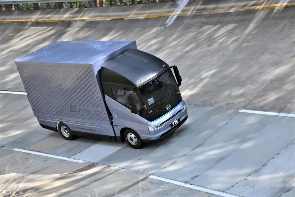 BYD T4C 4T 3.11m single-row pure electric van mini truck 