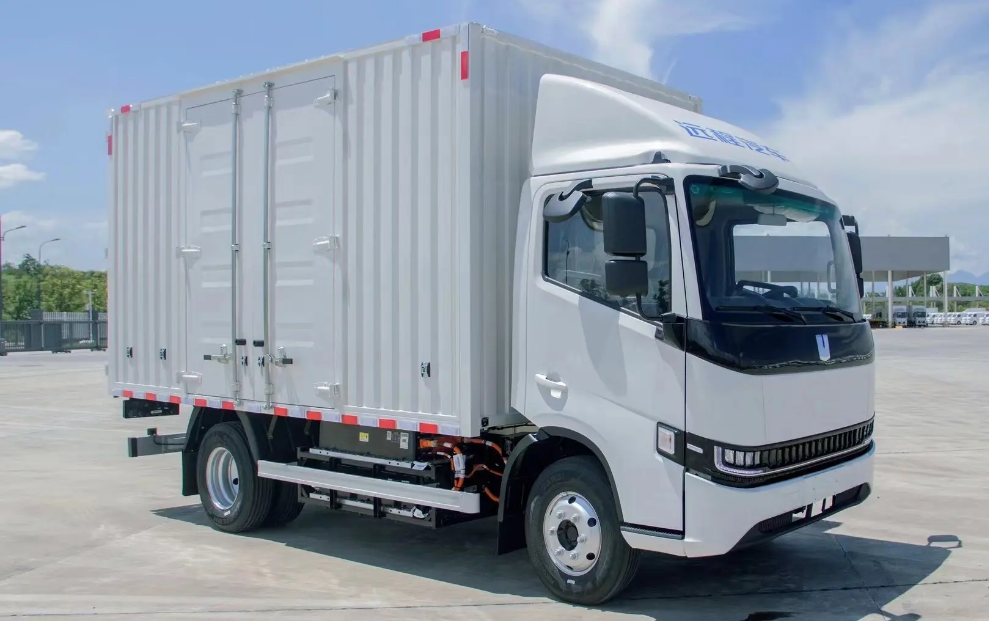 Dongfeng Commercial Vehicles L2+ Smart Driving Tractor Released This is what a high-end heavy truck should look like