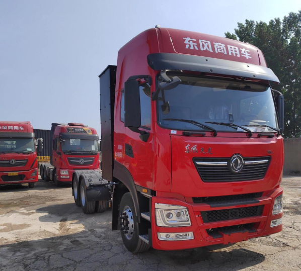 Dongfeng Commercial Vehicle Tianlong KL 6X4 pure electric battery swap tractor