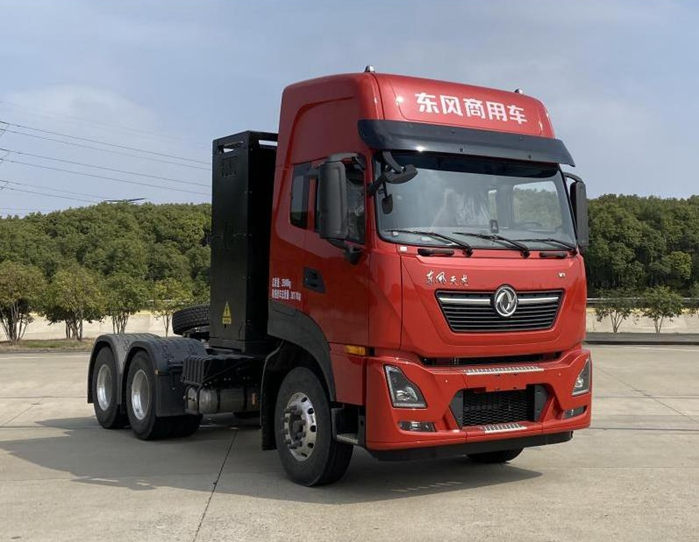 Dongfeng Commercial Vehicle Tianlong KL 6X4 pure electric battery swap tractor