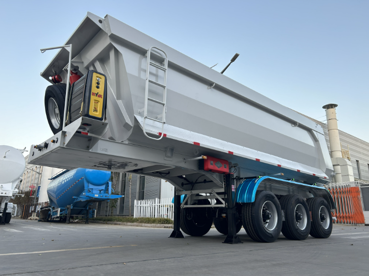Tri-axle Rear-tipping Dump Semi-trailer to Saudi Arabia