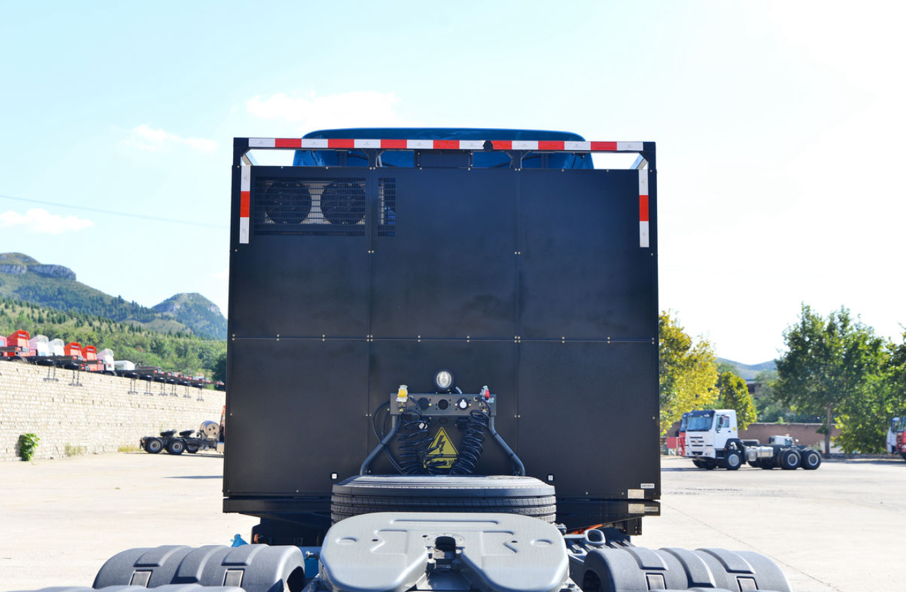 China Heavy-Duty HOWO TX Truck 25T 6X4 Pure Electric Traction Vehicle 